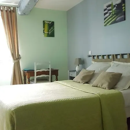 Guest house Chambres D'hotes Pouquette 3*